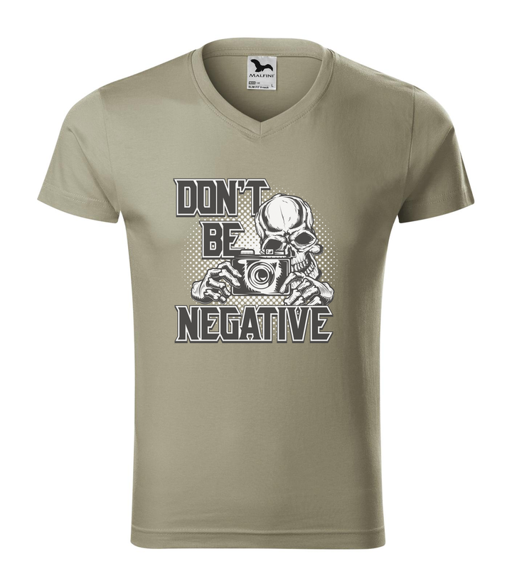 Don't be negative (black and white) - V-nyakú férfi póló világos khaki